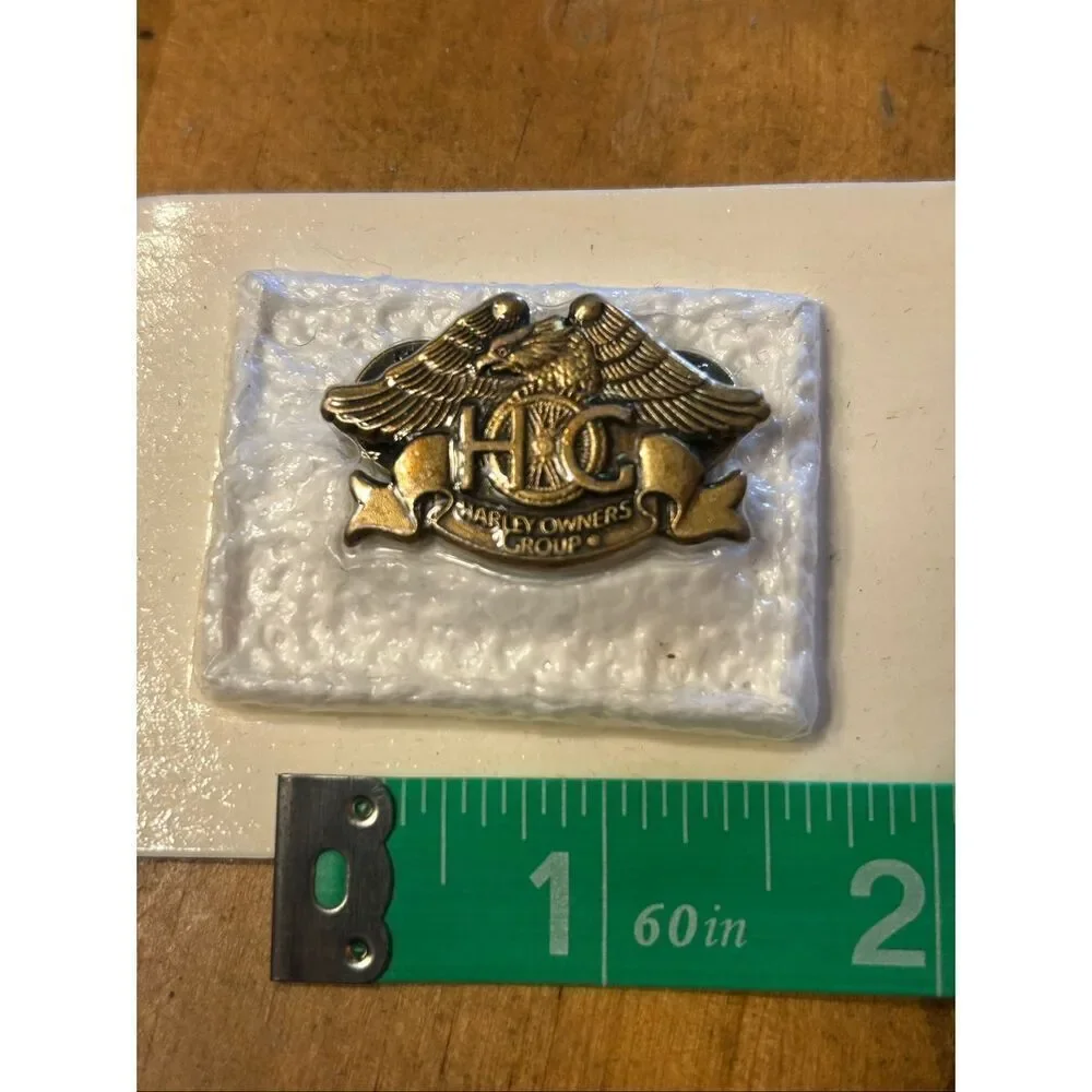 Harley-Davidson HOG 1983 Pin NIP Sealed (5278)
